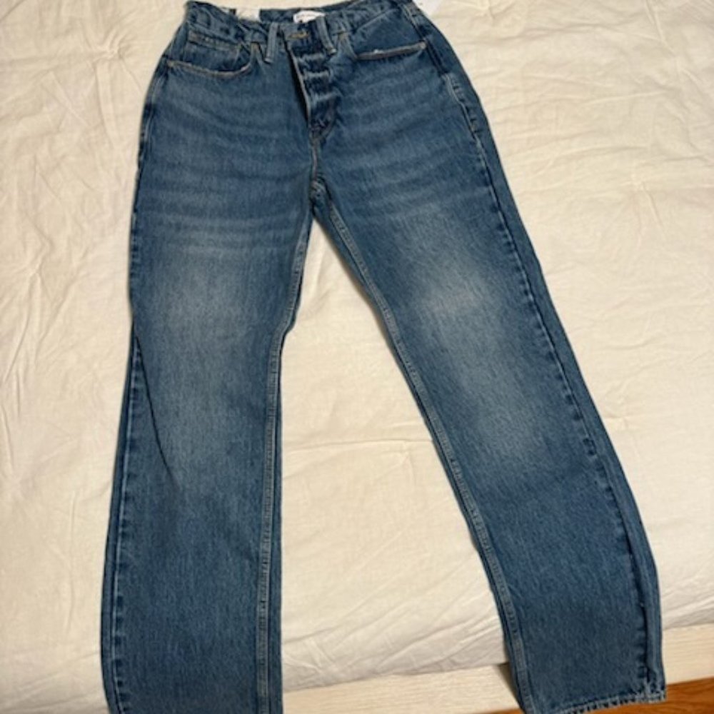 NEW Good American '90s Icon Straight Leg Jeans Blue952 Size 4/27 GNIC999T